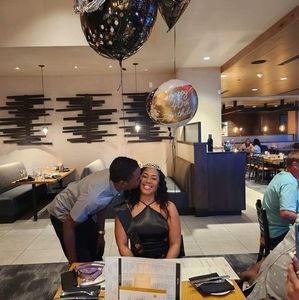 Meet your Posher, Liz